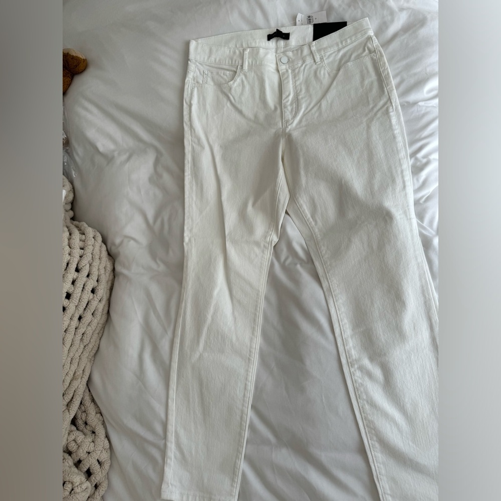 Ann Taylor White Skinny Jeans With tags